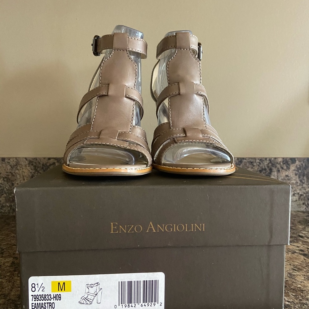 Enzo Angiolini open toe shoe. Size 8.5 - Picture 3 of 5